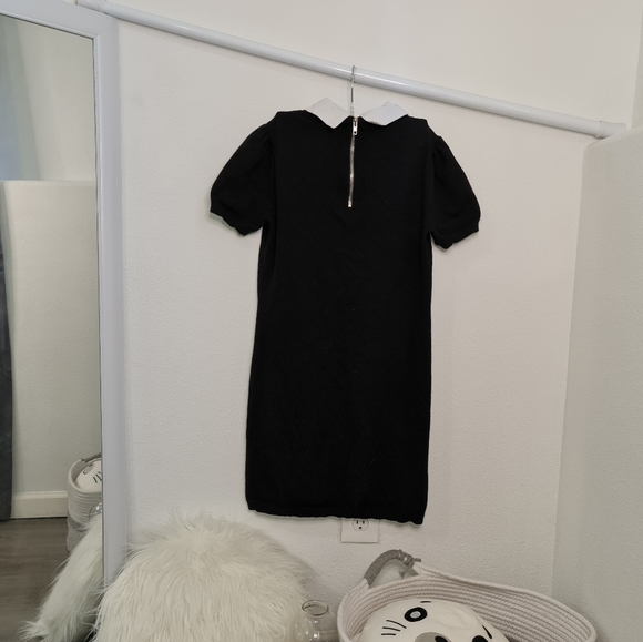 Black dress with white collar - Picture 2 of 2